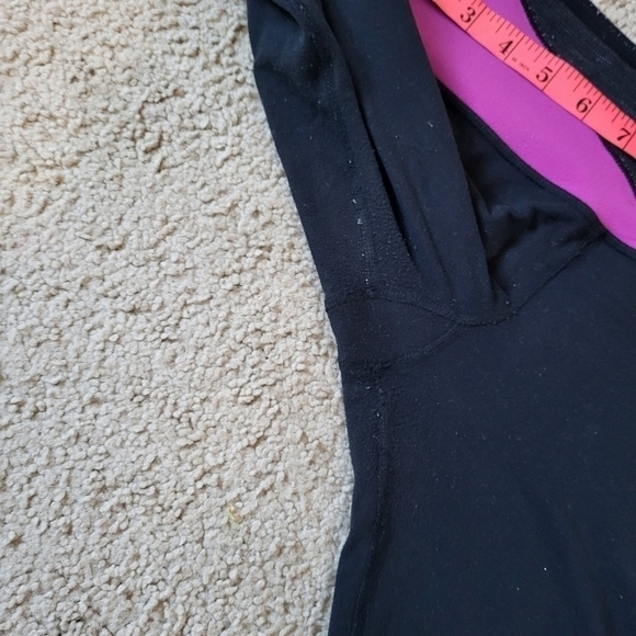 Lululemon Crop Legging with multicored Band in size 8 - Picture 11 of 12